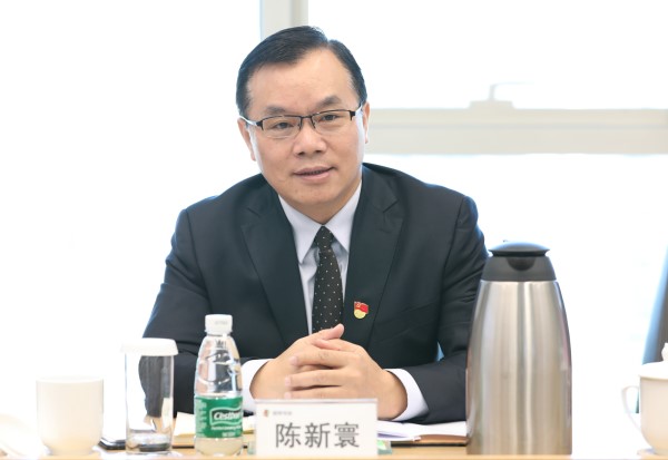 神华领导_副本.jpg