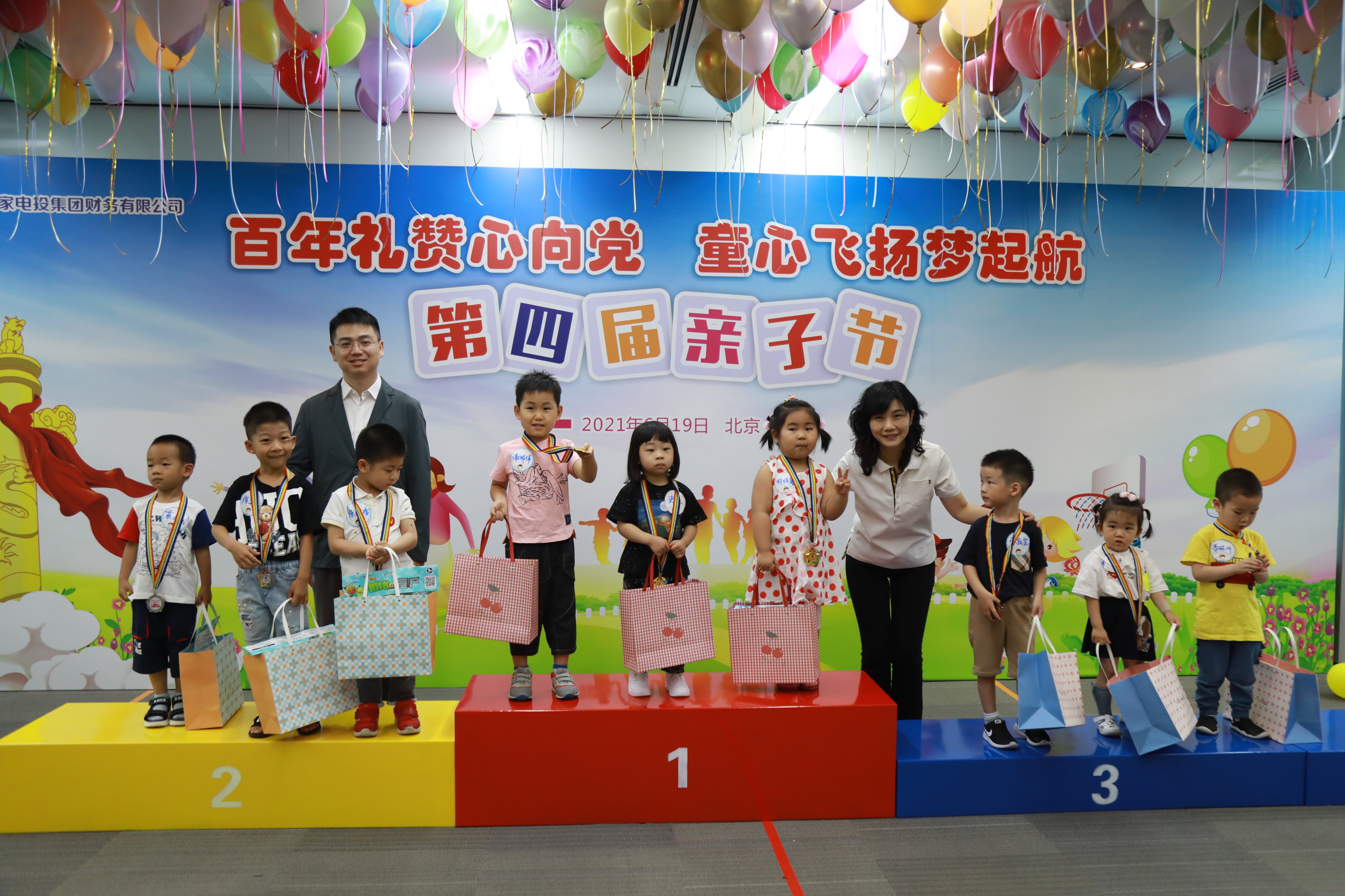 623982beec76d.jpg